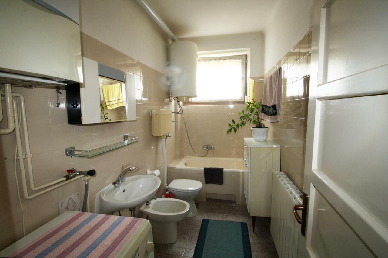 Apartment Persich Pula Exterior photo