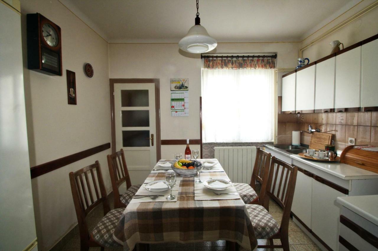 Apartment Persich Pula Exterior photo